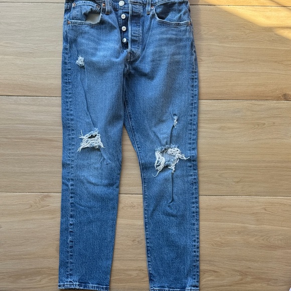 501 Levi's High Rise Blue Jeans - Picture 4 of 6